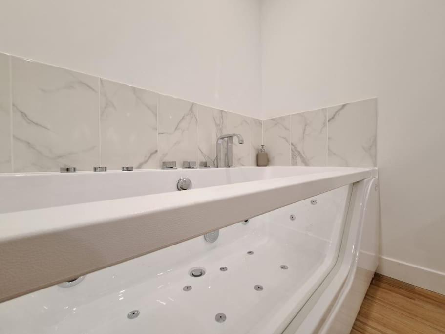 Turin, Appartement Neuf 랭스 외부 사진